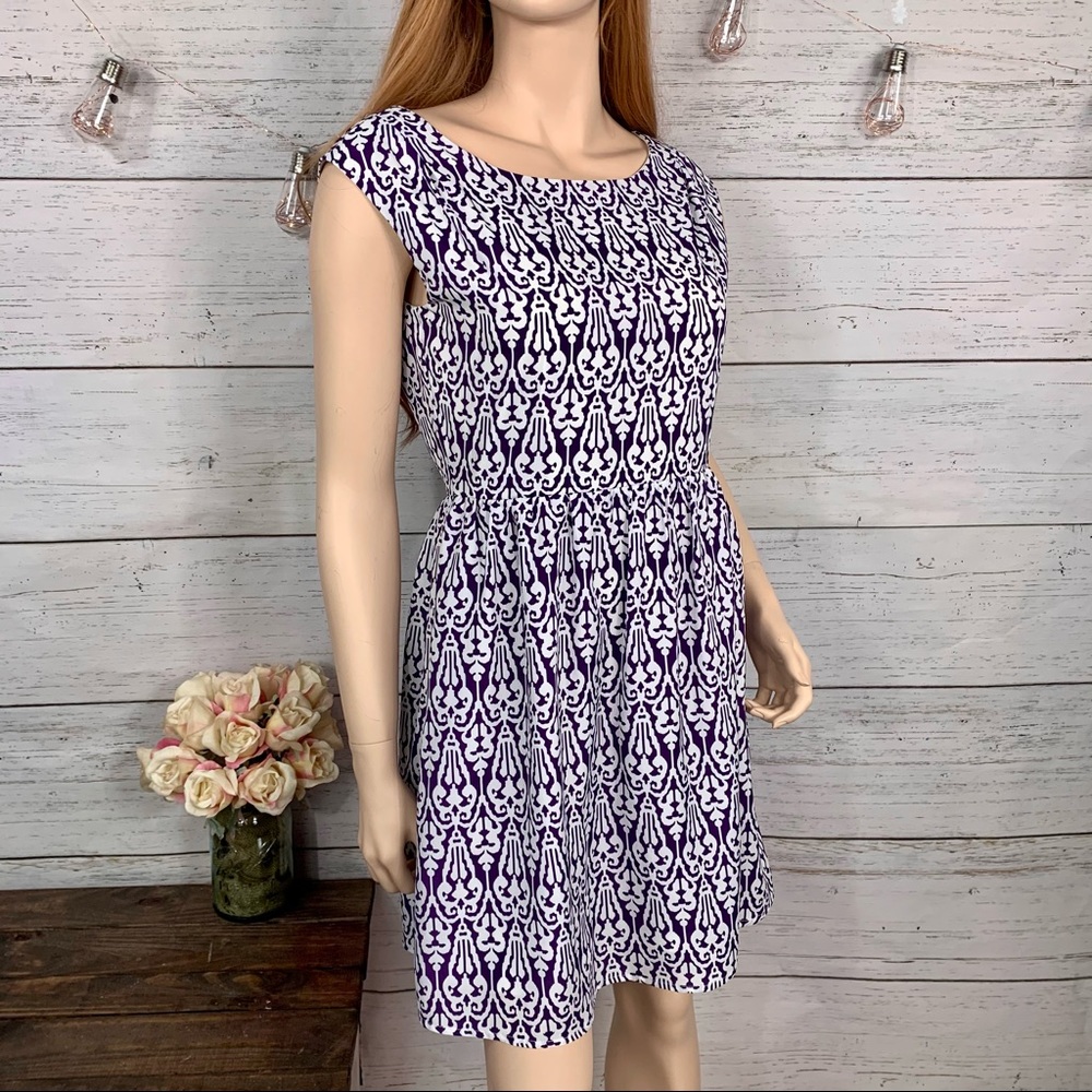 LUXE Purple and White Sleeveless Midi Dress